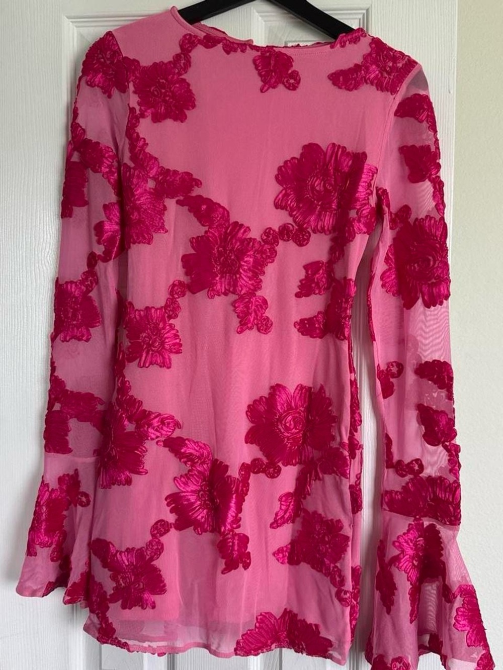 Commense Pink and Fuchsia Floral Backless Dress
